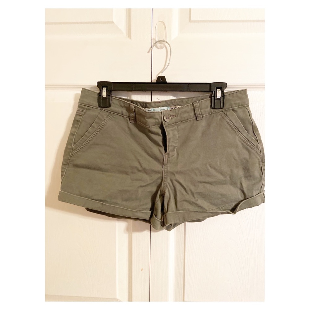 Hunter Green shorts- size 7/8.  Maurices